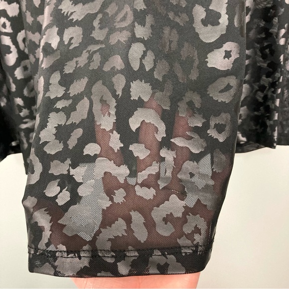 Kozan Juliet Leopard Mesh Top Women’s Size 2X Lightweight Relaxed Fit A-Line - Picture 6 of 8